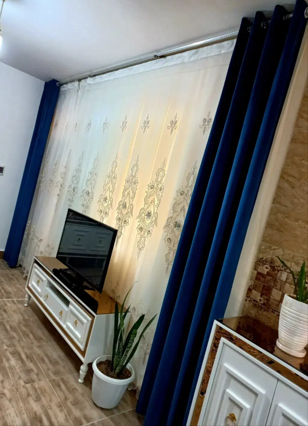 قیمت مناسب به دلیل تعقییر دکوراسیون|پرده، رانر، رومیزی|تاکستان, |دیوار