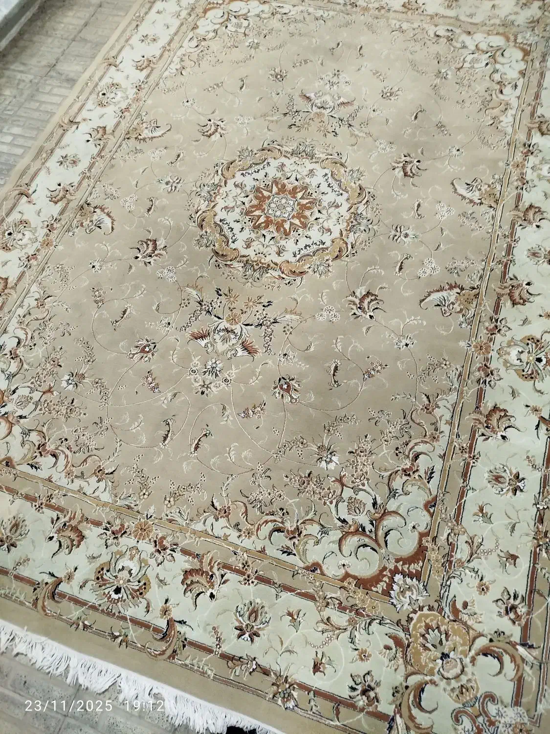 فرش ۹متری طرح گردویی در حد نو تمام نخ|فرش|نظرآباد, رسالت|دیوار