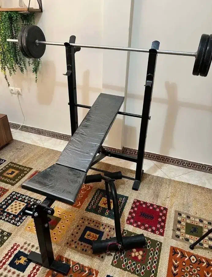 تردمیل و دمبل|تجهیزات ورزشی|رودهن, |دیوار