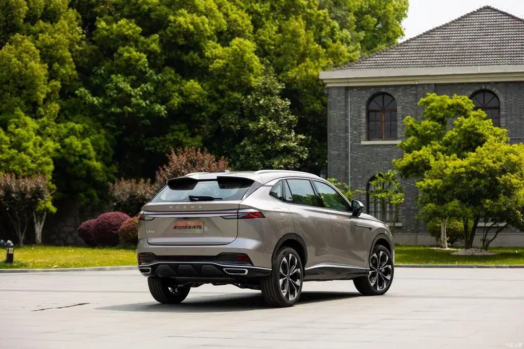 رووی erx5|خودرو سواری و وانت|تهران, اکباتان|دیوار