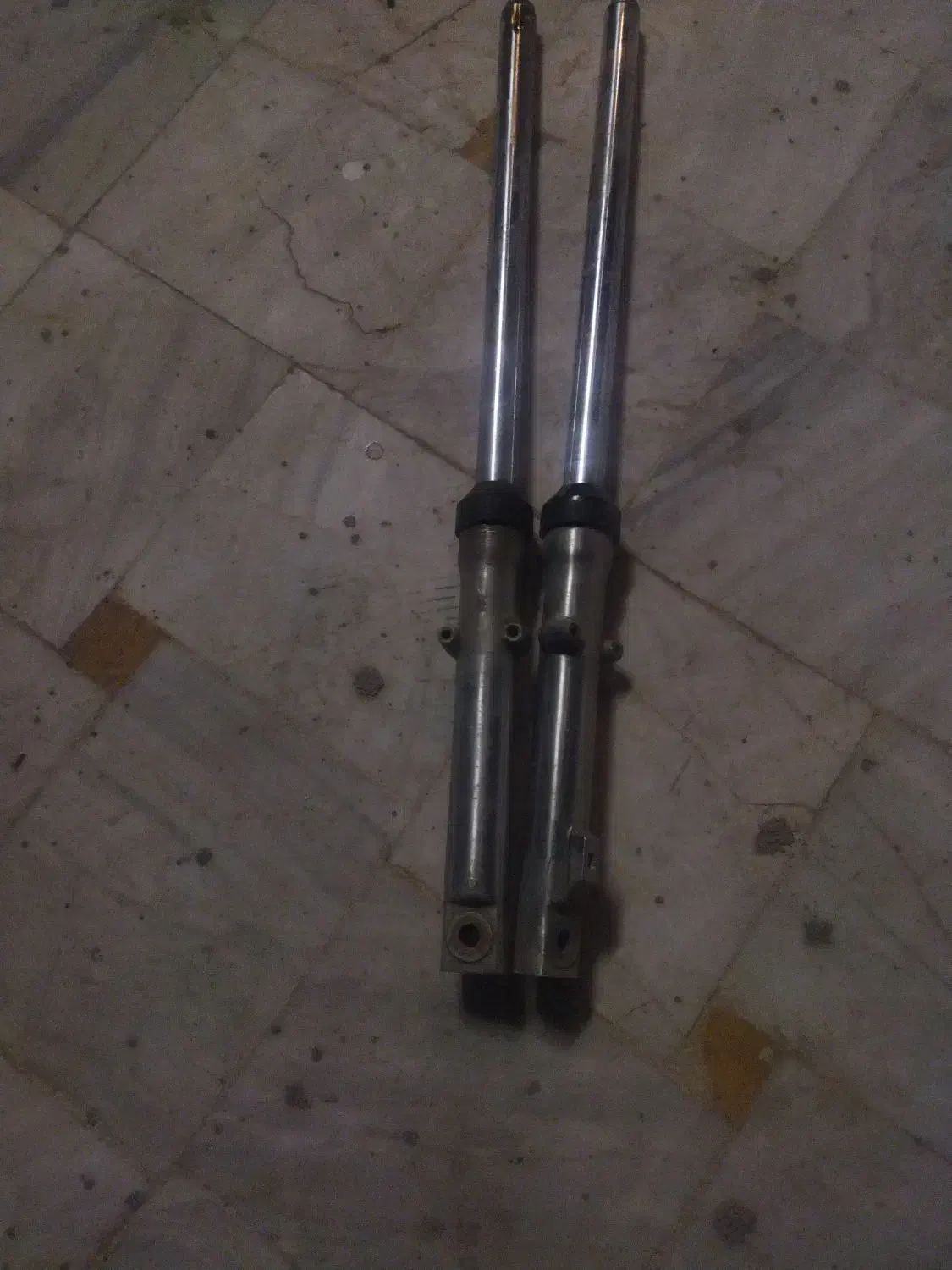 کمک جلوموتور واگزوز|قطعات یدکی و لوازم جانبی|قم, باجک دو|دیوار