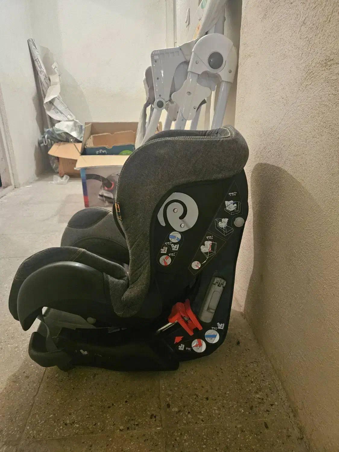 صندلی ماشین کودک و صندلی غذا خوری|تخت و صندلی بچه|تهران, زرگنده|دیوار