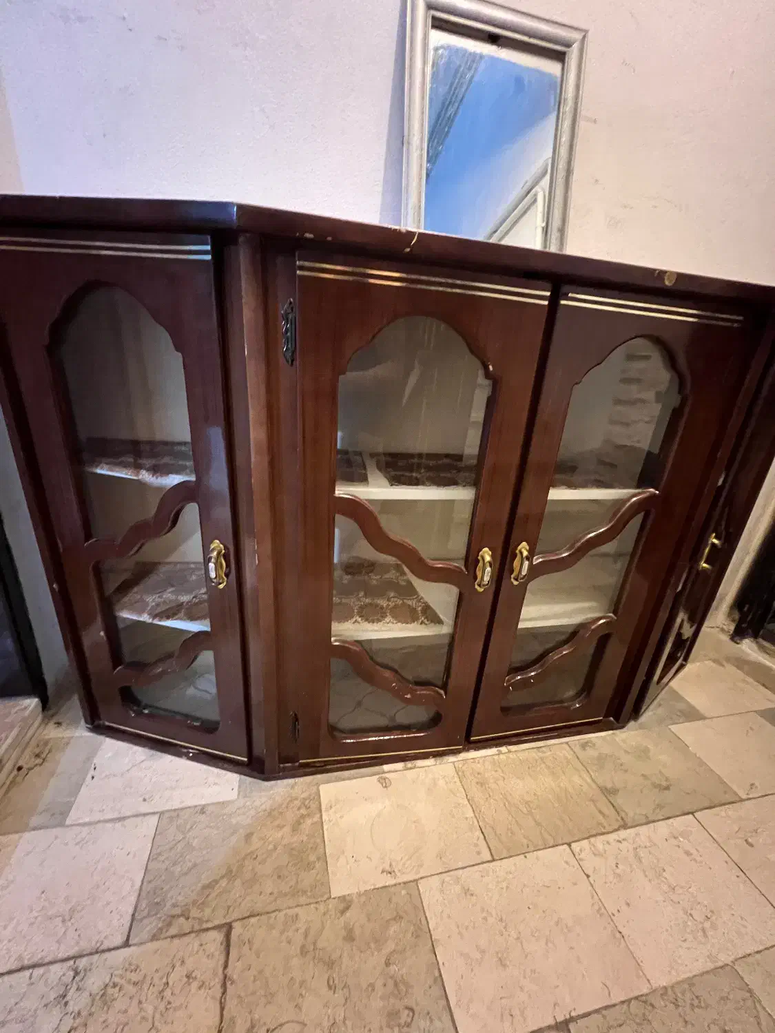 کمد بوفه دو تیکه|بوفه، ویترین، کنسول|سلمان‌شهر, |دیوار