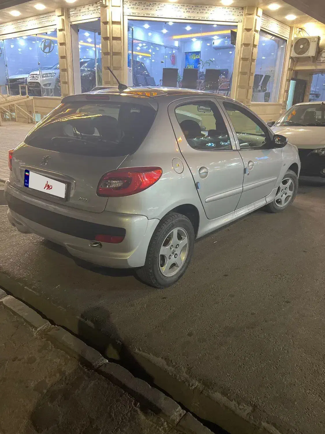 ۲۰۷پانا|خودرو سواری و وانت|سیرجان, |دیوار