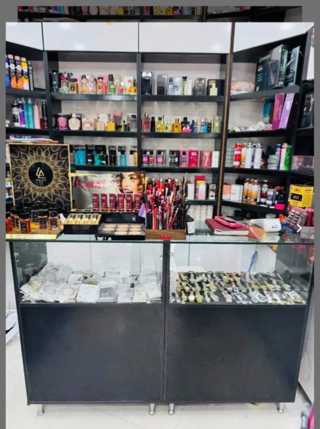 میز|میز تحریر و کامپیوتر|رشت, نخودچر|دیوار