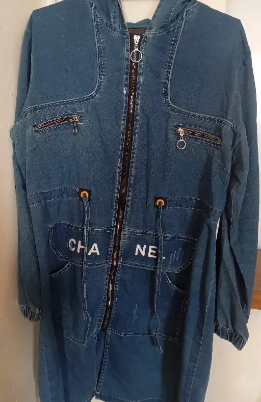 مانتو|لباس|بروجرد, |دیوار