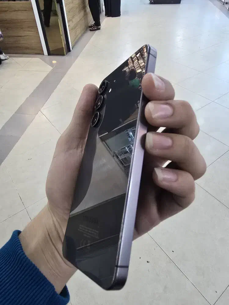 256 گیگ سامسونگ s 24 fe|موبایل|اهواز, امانیه|دیوار