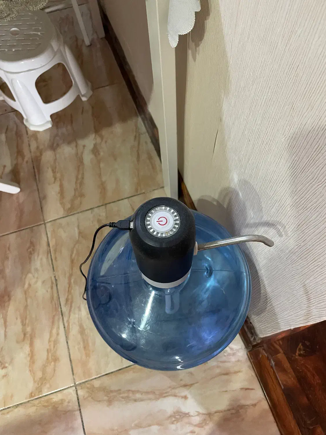 پمپ وگالن|ظروف نگهدارنده، پلاستیکی، یکبارمصرف|کیش, |دیوار