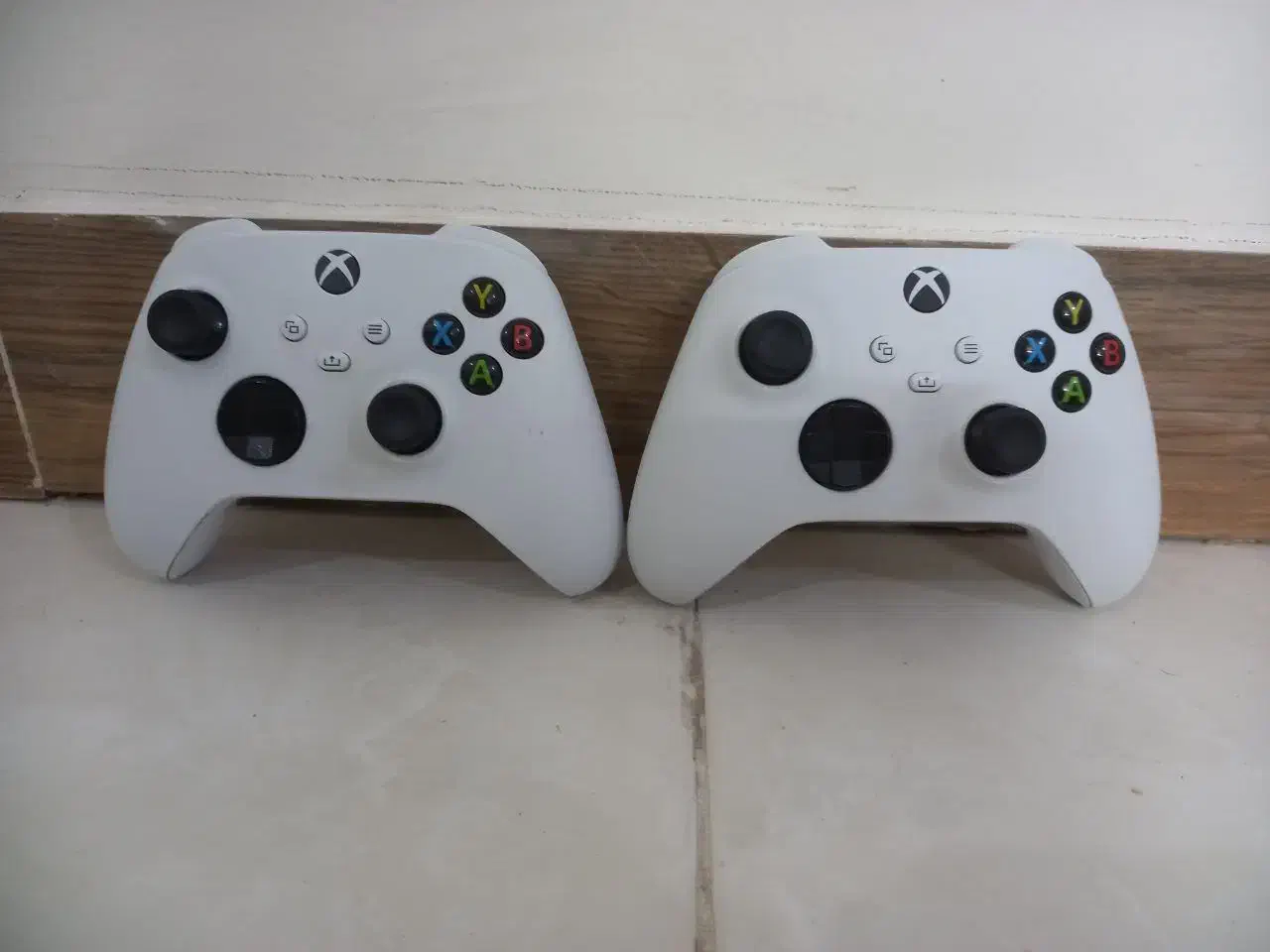 ایکس باکس سری اس / XBOX SERIES S|کنسول، بازی ویدئویی و آنلاین|پرند, فاز ۴|دیوار
