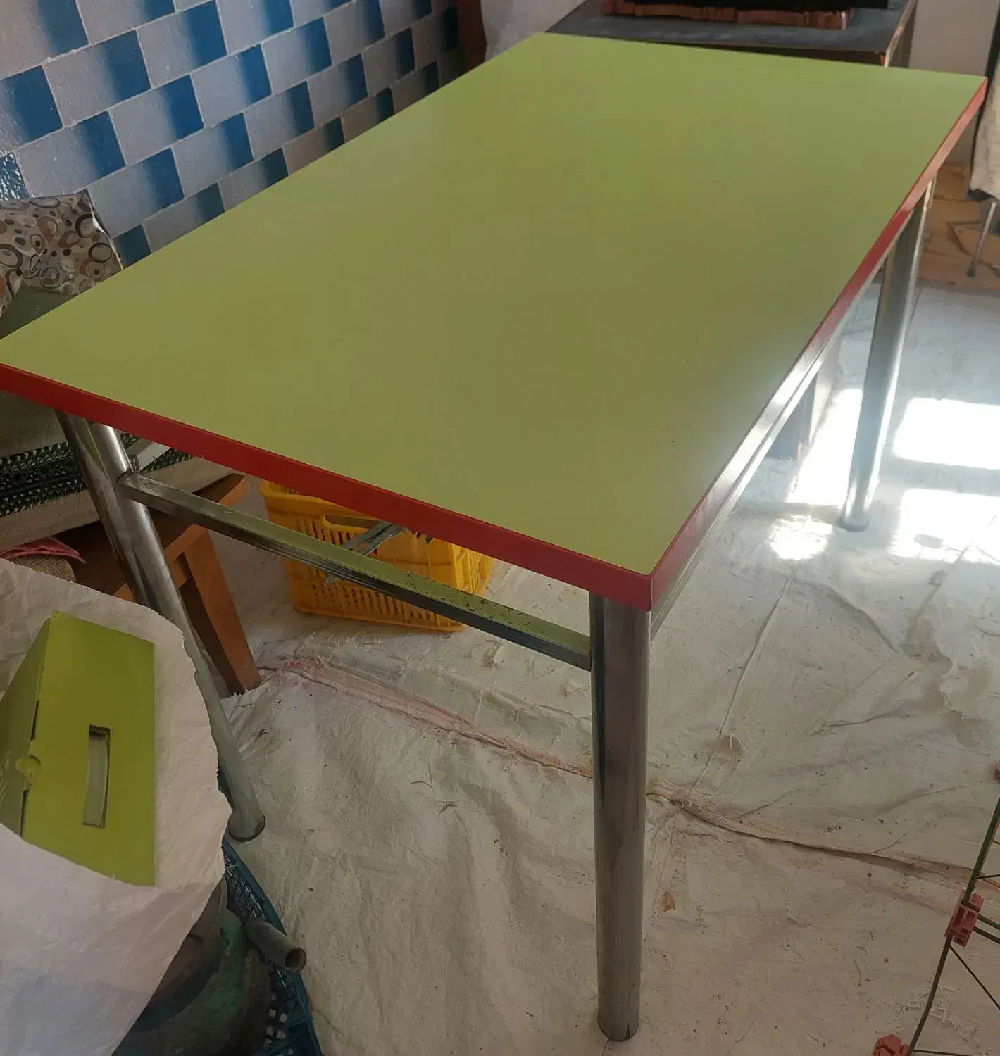 فروشی فروشی|گیتار، بیس، امپلیفایر|پارس‌آباد, |دیوار