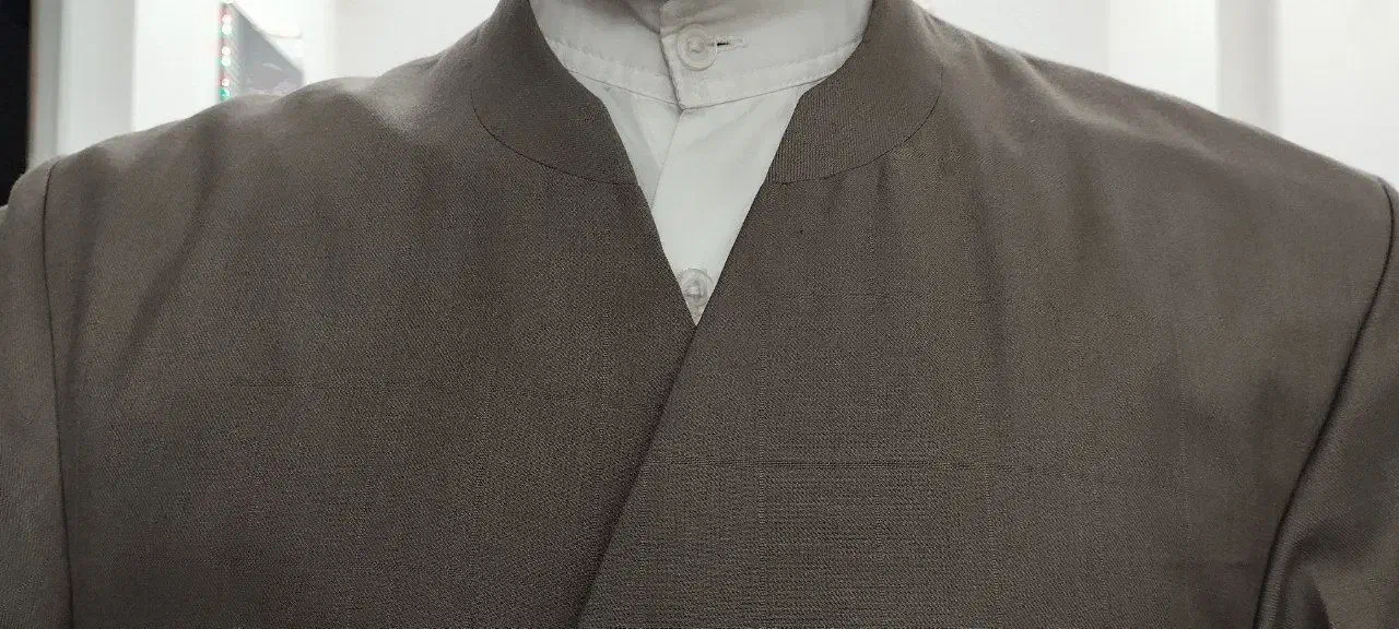 قبا|لباس|قم, ارم|دیوار