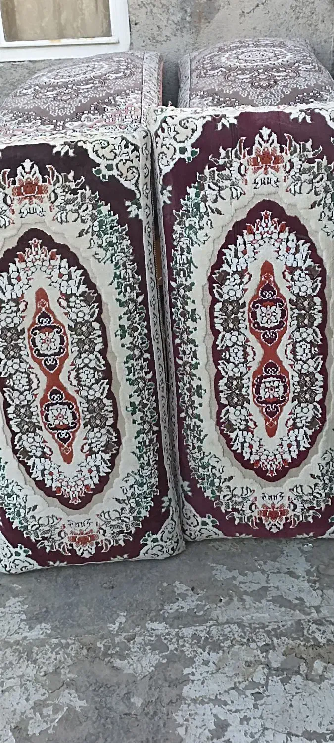 پشتی|پشتی|مشهد, شهید قربانی|دیوار