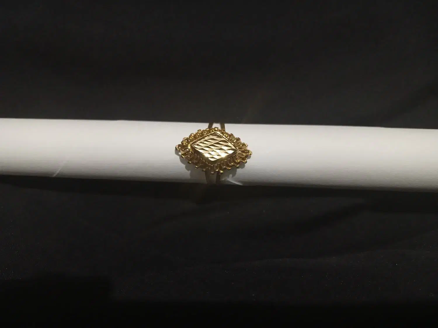 انگشتر لوکس|جواهرات|الشتر, |دیوار