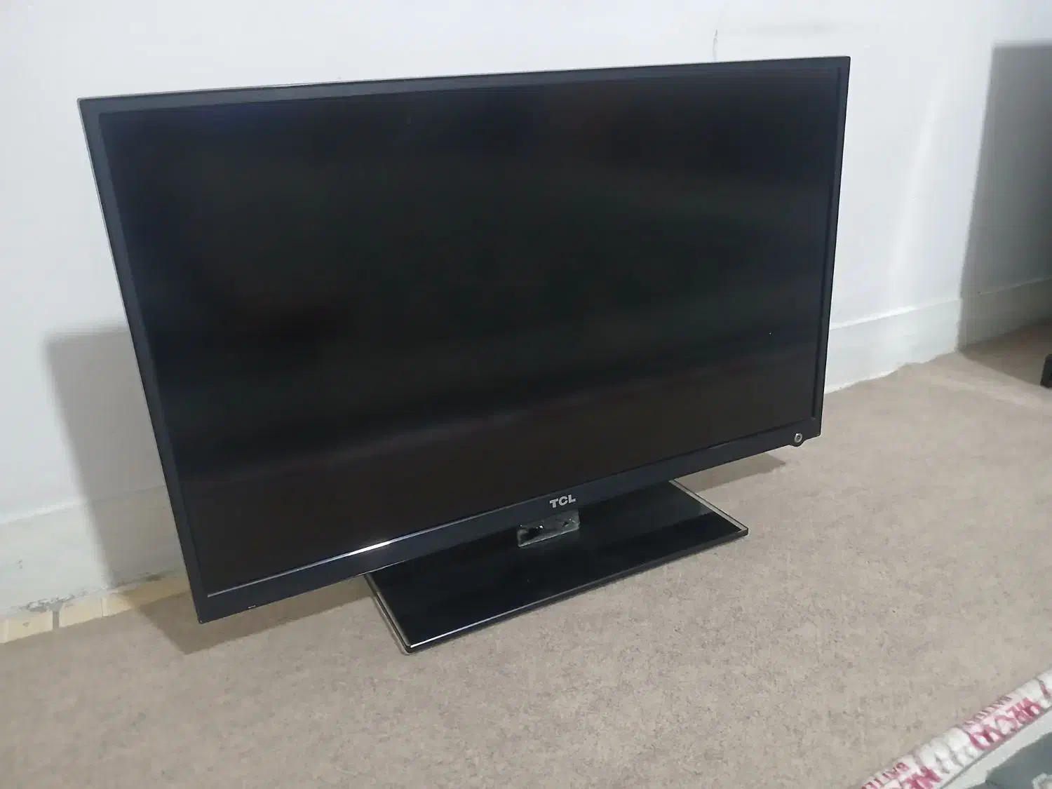 تلویزیون در حد نو|تلویزیون و پروژکتور|چهاردانگه (تهران), |دیوار