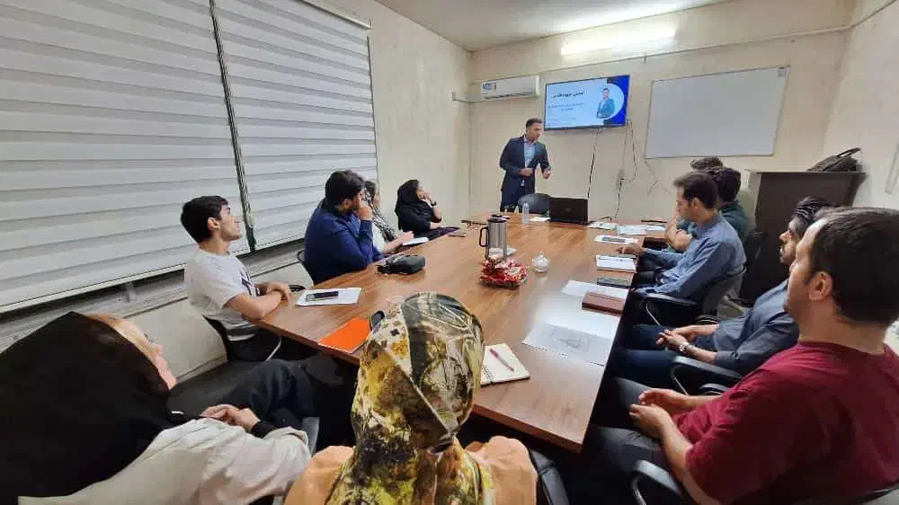 دوره فن بیان و سخنوری(مدرک + کلاس رایگان)|خدمات آموزشی|شیراز, ارم|دیوار