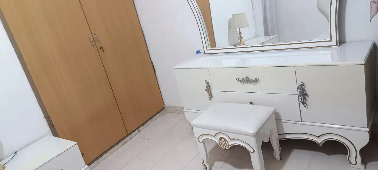 آینه کنسول|بوفه، ویترین، کنسول|گرمسار, |دیوار