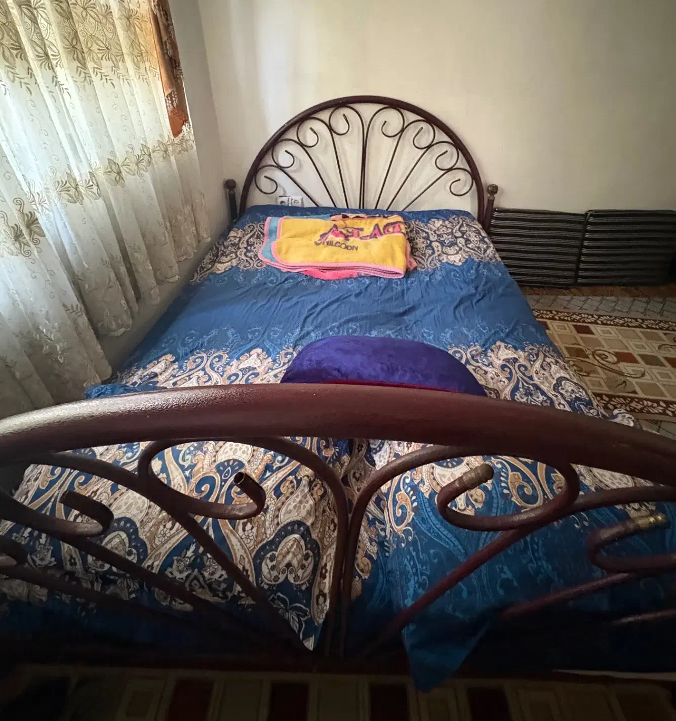 تخت فرفوژه دو نفره|تخت و سرویس خواب|هچیرود, |دیوار