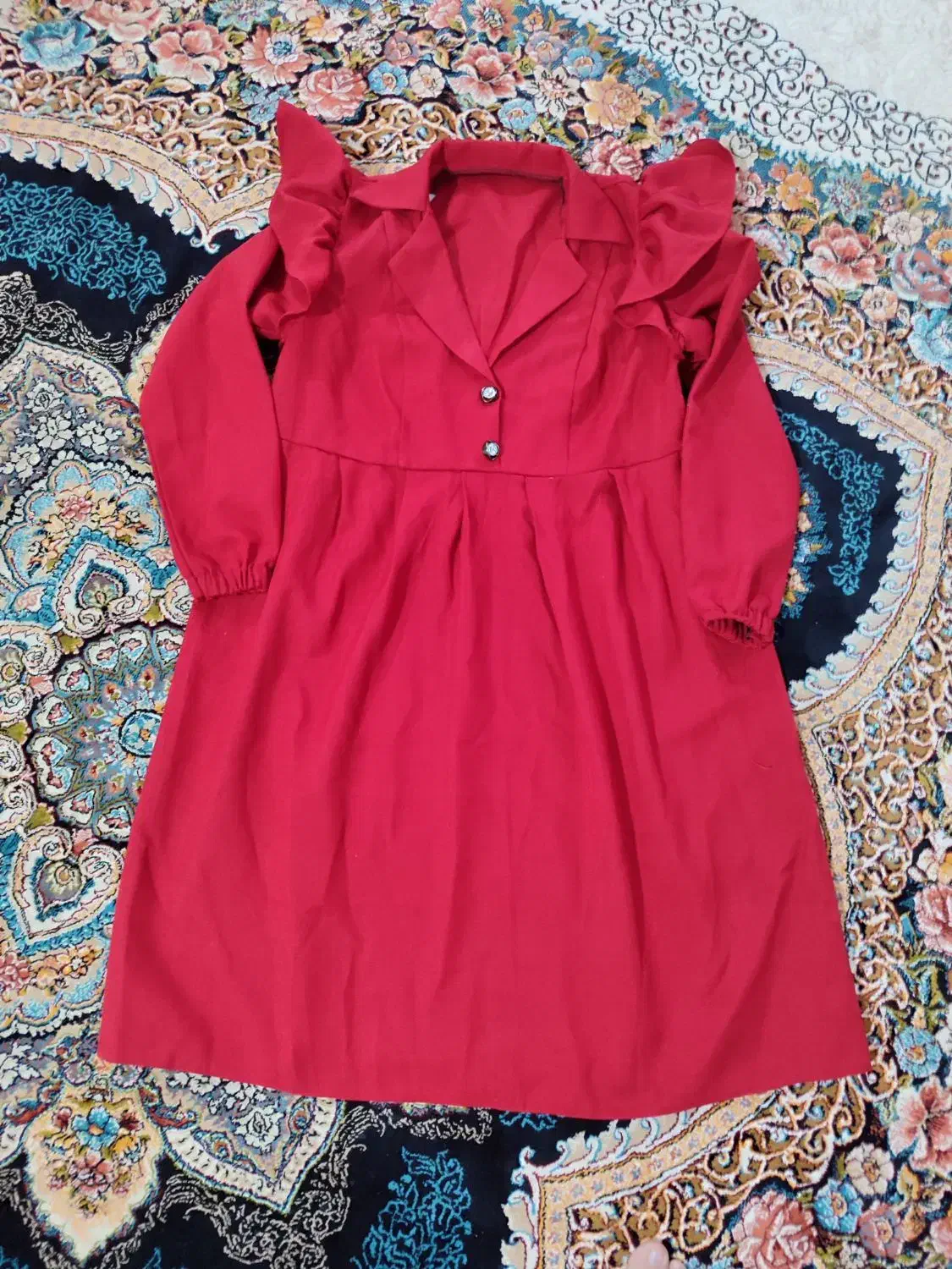 مانتو|لباس|نیشابور, هفده شهریور|دیوار