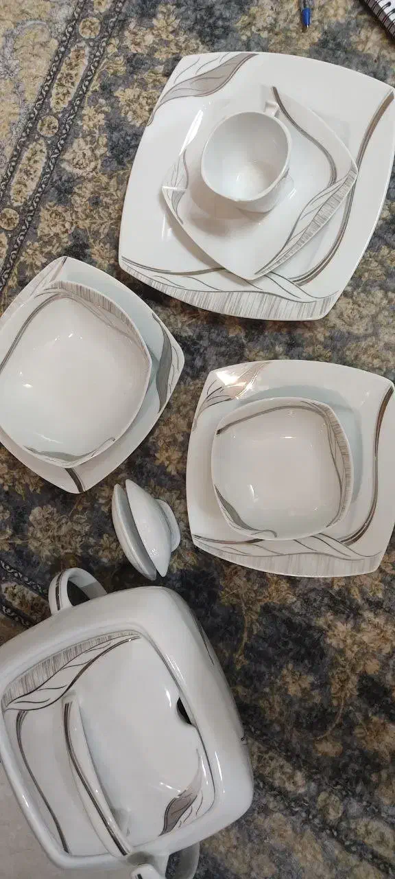 سرویس چینی تقدیس|ظروف سرو و پذیرایی|نیشابور, شهرک فیروزه|دیوار