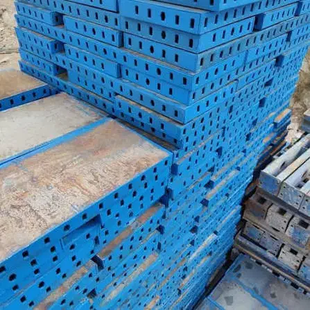 جک و قالب  ساختمان و جوشکاری شاسی کامیون|خدمات پیشه و مهارت|لنجان, |دیوار