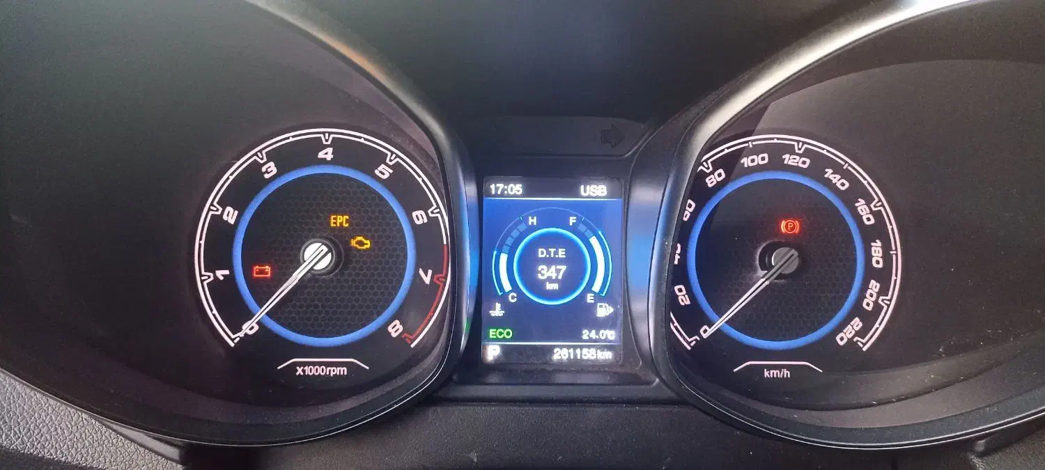 تیگو 5 مدل ۹۶|خودرو سواری و وانت|اصفهان, باغ نگاره|دیوار