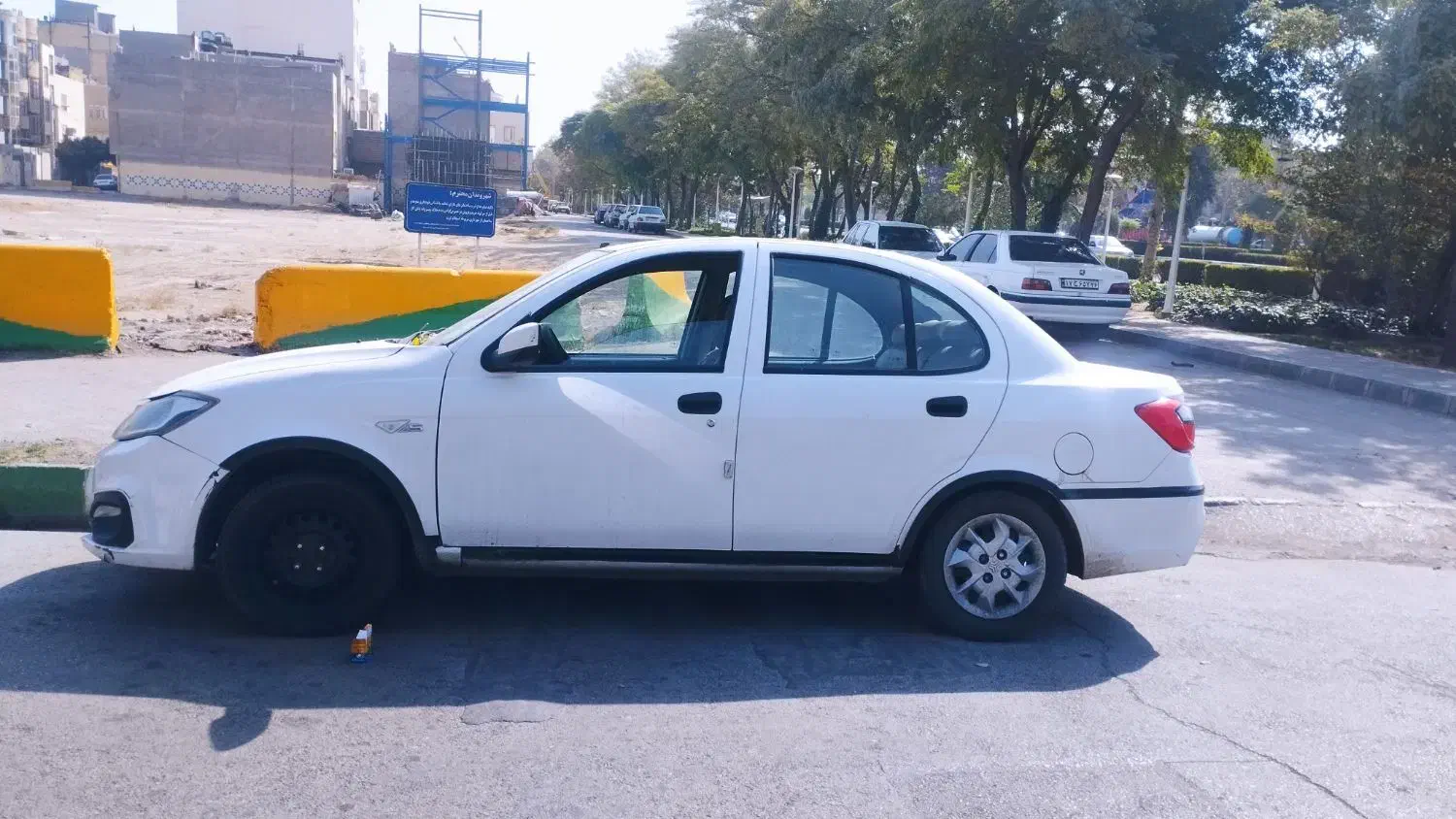 ماشین ساینا|خودرو سواری و وانت|فریمان, |دیوار