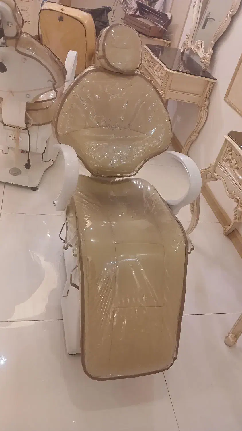 صندلی دندونپزشکی و سالن زیبایی|پزشکی|قم, صفاشهر|دیوار