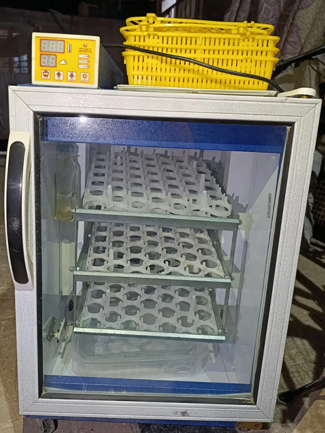 یک عدد دست گاه جوجه کشی|ماشینآلات صنعتی|زابل, |دیوار