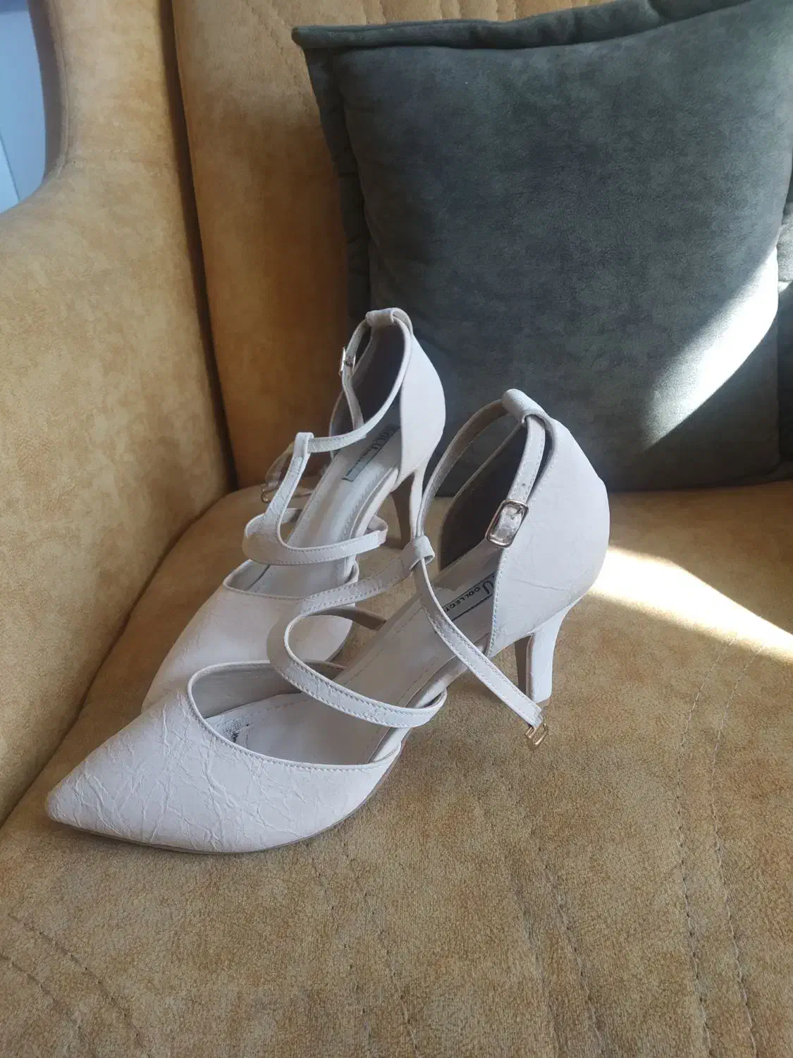 کفش مجلسی در حد نو|کیف، کفش، کمربند|شهریار, شهرک شاهد|دیوار