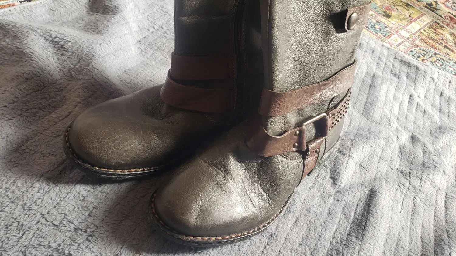 نیم بوت زنانه|کیف، کفش، کمربند|اصفهان, امامزاده اسماعیل|دیوار