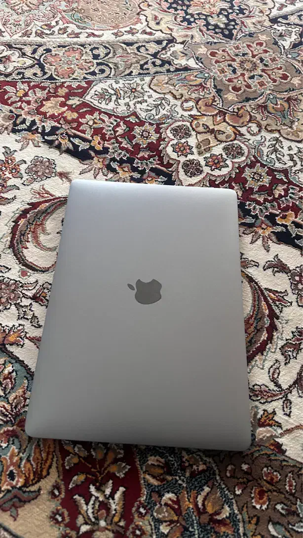 مک بوک پرو ۲۰۱۹ استوک بسیار تمیز|رایانه همراه|اصفهان, خانه اصفهان|دیوار