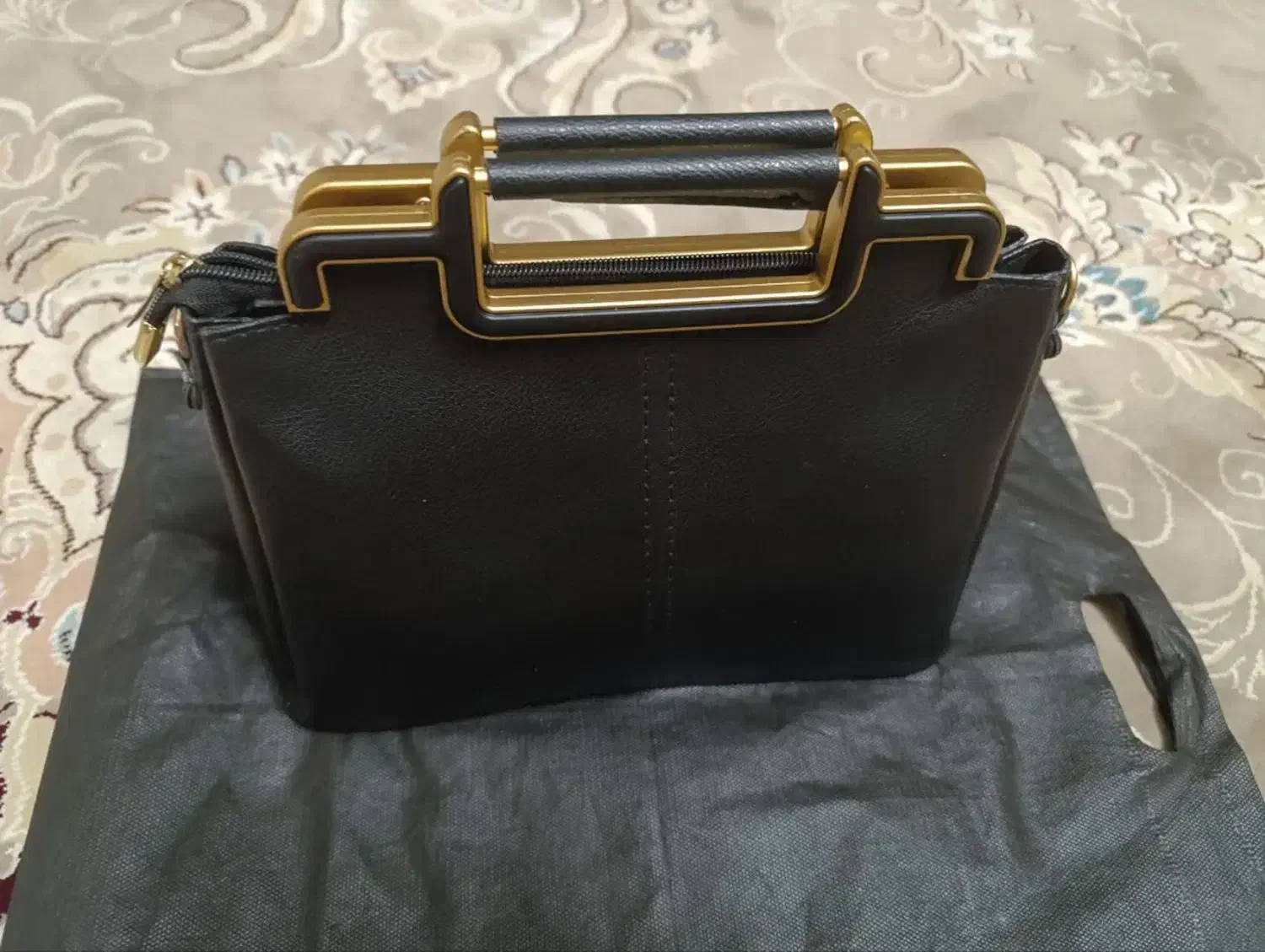 کیف مشکی زنانه  خارجی|کیف، کفش، کمربند|قم, کیوانفر|دیوار