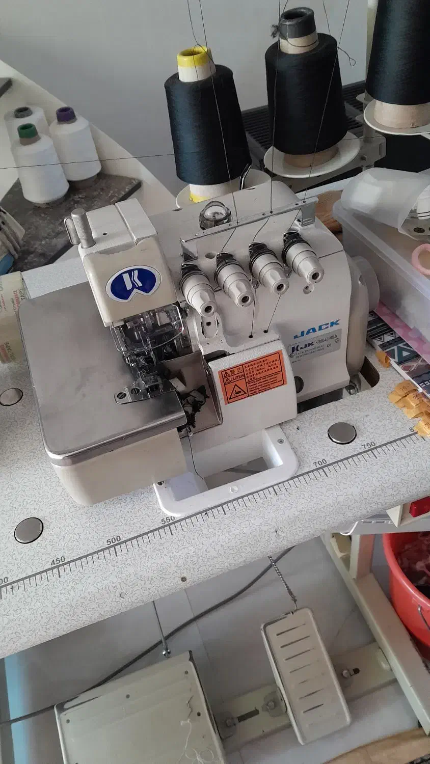 سردوز ۴ نخ|چرخ خیاطی و ریسندگی|ارومیه, |دیوار