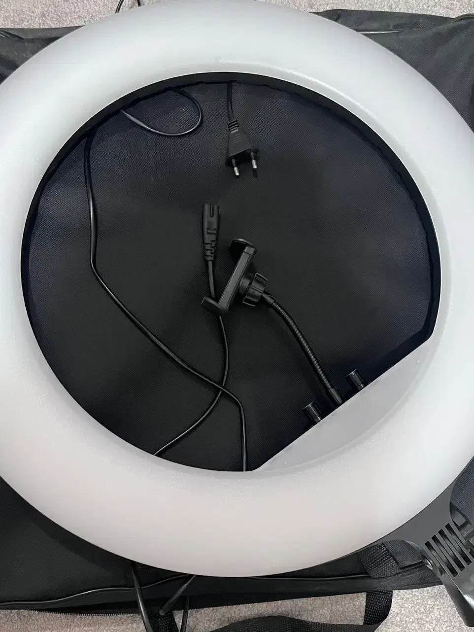 رینگ لایت فول|دوربین عکاسی و فیلمبرداری|اهواز, زیتون کارمندی|دیوار