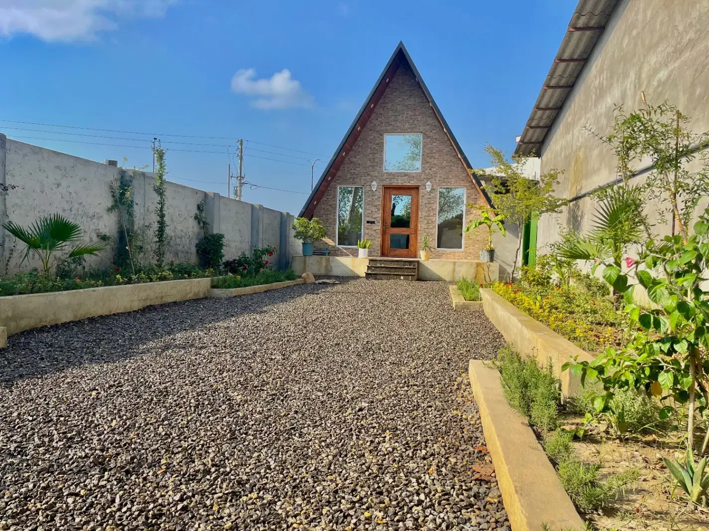 ویلا دو خواب نزدیک ساحل|اجارهٔ کوتاهمدت آپارتمان و سوئیت|سرخرود, |دیوار