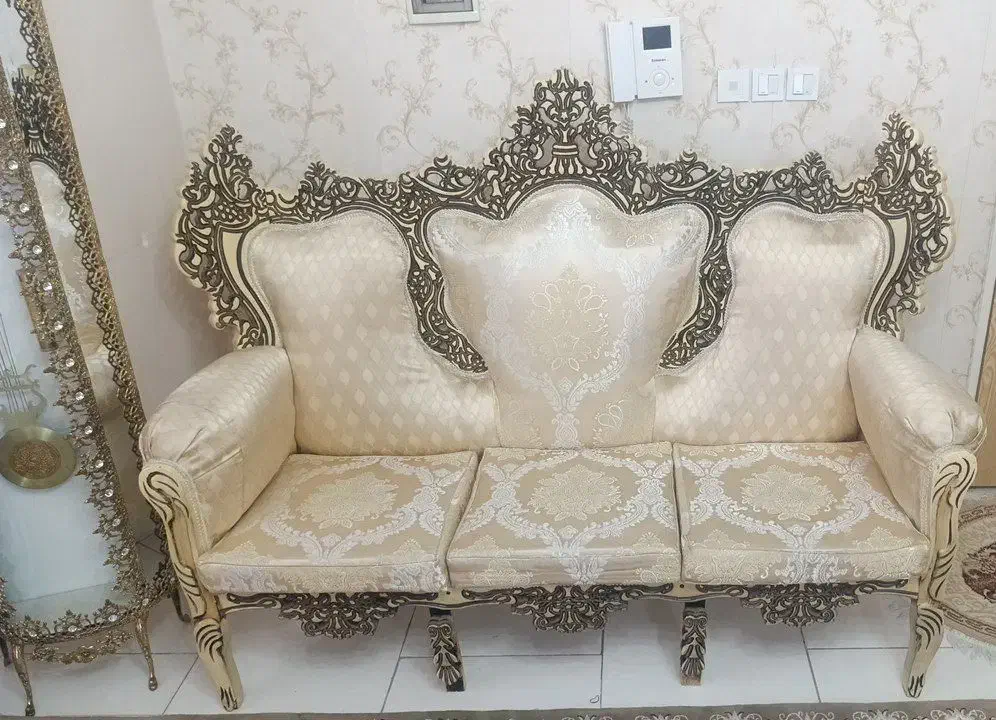 مبل هفت نفره|مبلمان خانگی و میز عسلی|نسیم‌شهر, |دیوار