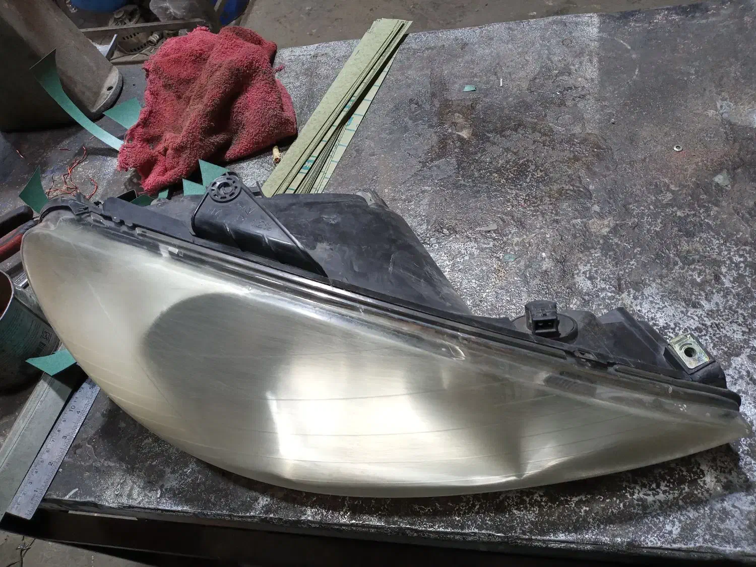 چراغ جلو۲۰۶|قطعات یدکی و لوازم جانبی|قم, خداکرم|دیوار