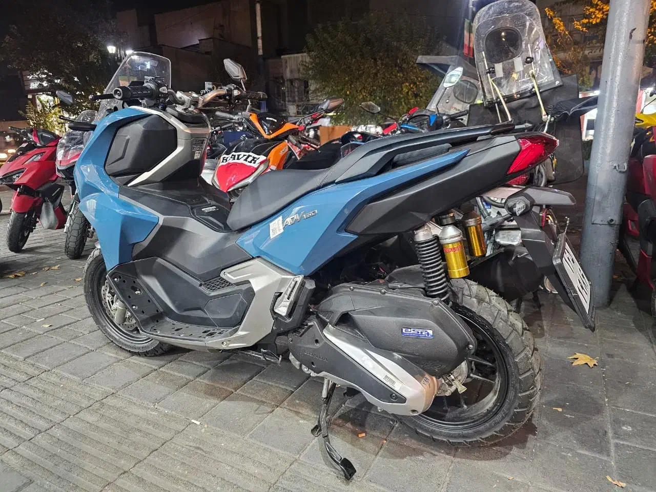 ADV 160 تایلند فول 1403 خشک|موتورسیکلت|تهران, ابوذر|دیوار