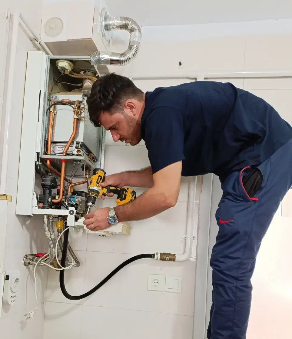 تعمیر پکیج و خدمات تاسیساتی فوری|خدمات پیشه و مهارت|دهگلان, |دیوار