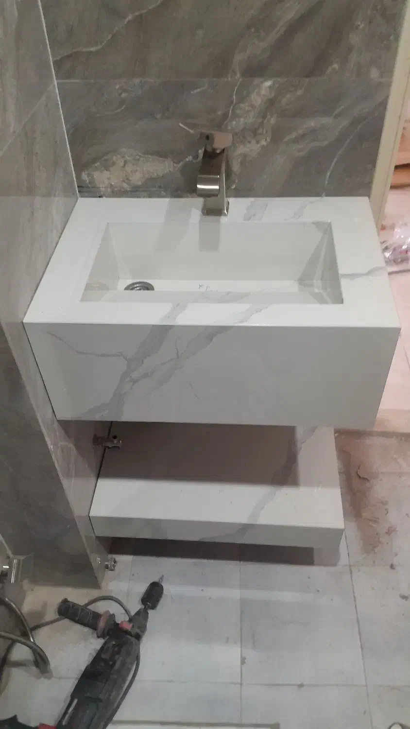 نصب شیرآلات|خدمات پیشه و مهارت|اشتهارد, |دیوار