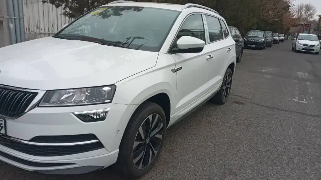 اشکودا کاروک فول سفید(زیر قیمت)تیگوان|خودرو سواری و وانت|تهران, پاسداران|دیوار