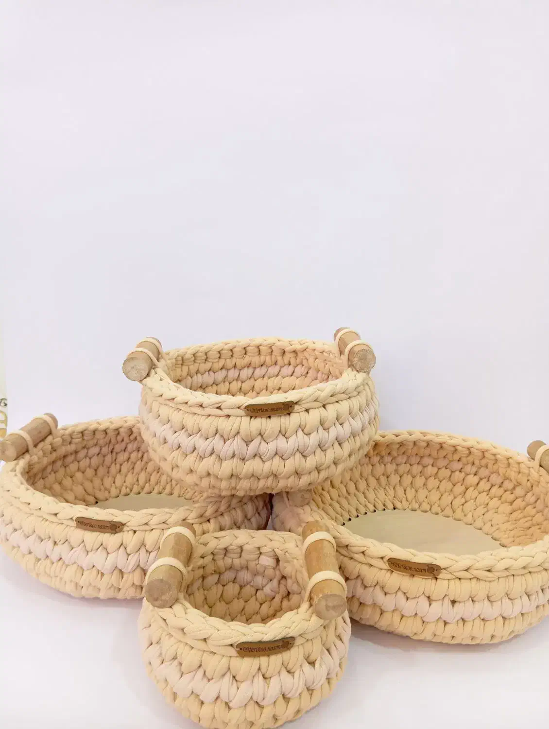 سبد تریکو بافی|صنایع دستی و سایر لوازم تزئینی|بافت, |دیوار