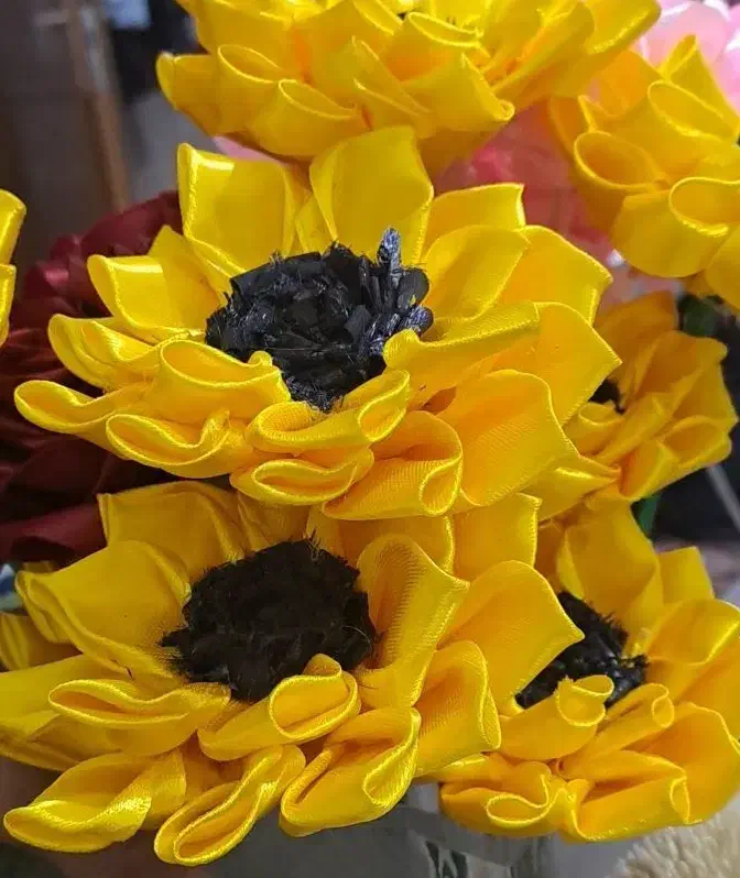 گل آفتاب گردان|گل مصنوعی|کوهیخیل, |دیوار