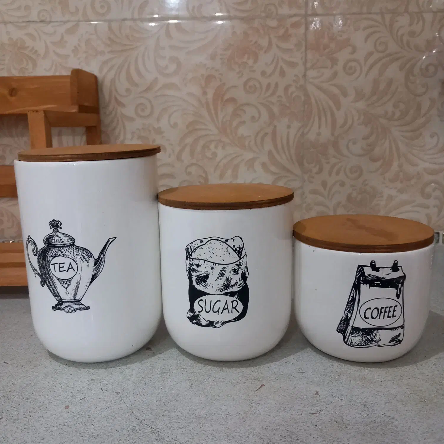 پاسماوری|ظروف نگهدارنده، پلاستیکی، یک‌بارمصرف|مریوان, |دیوار