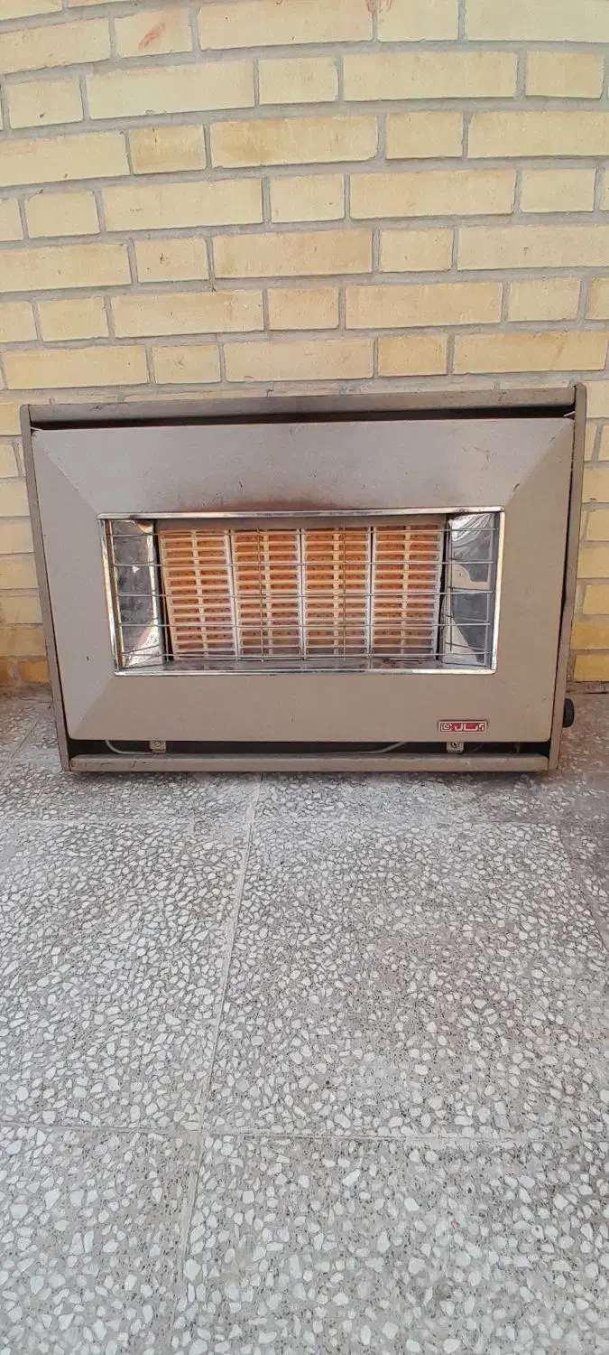 بخاری.گازی. دیواری ابسال سالم|بخاری، هیتر، شومینه|میبد, |دیوار