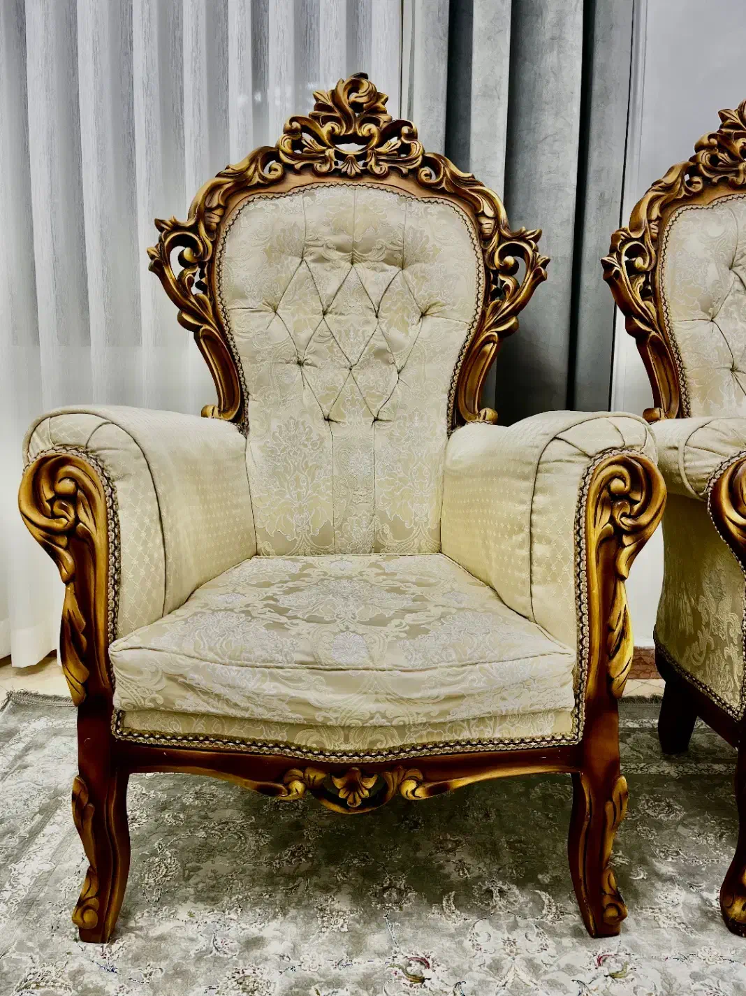 مبلمان سلطنتی|مبلمان خانگی و میز عسلی|پرند, فاز ۲|دیوار