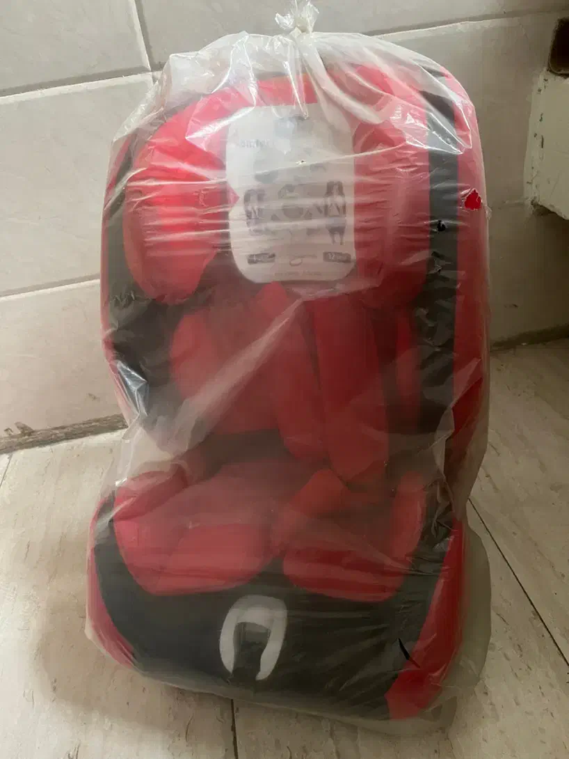 صندلی ماشین کودک|تخت و صندلی بچه|ری, سیزده آبان|دیوار