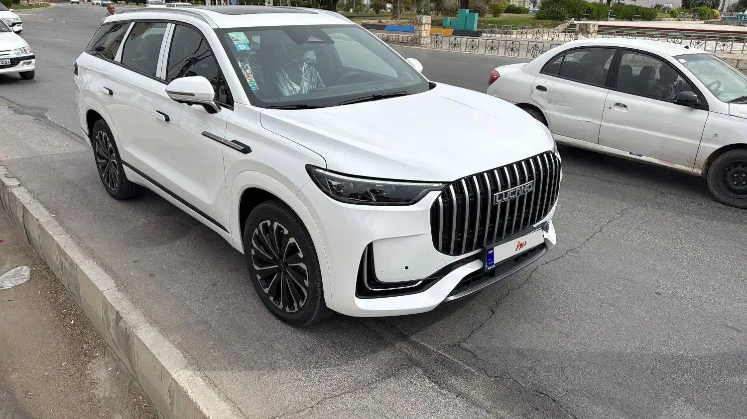 لوکانو ال ۸|خودرو سواری و وانت|شیراز, معالی‌آباد|دیوار