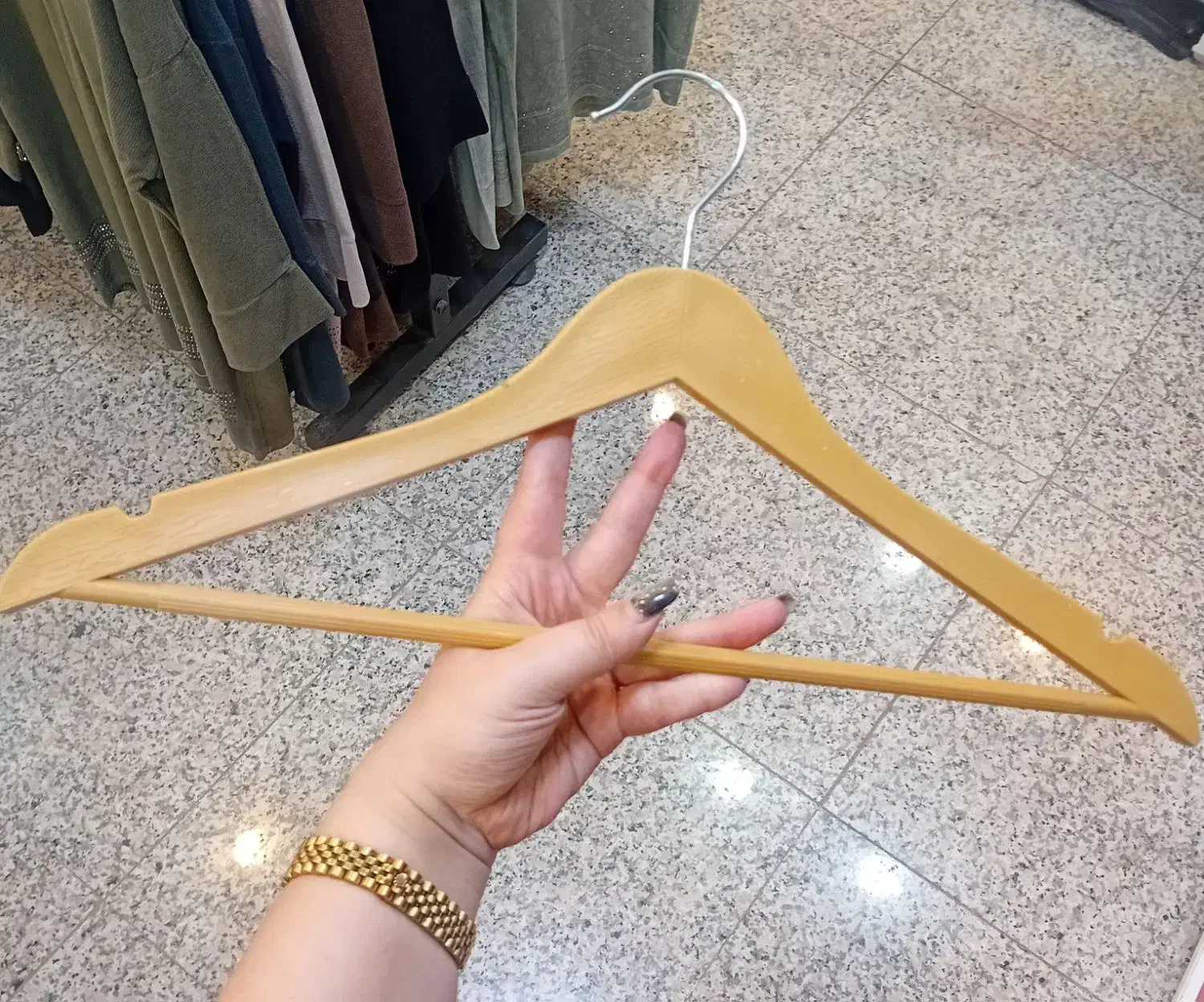 جوب لباسی|فروشگاه و مغازه|قشم, |دیوار