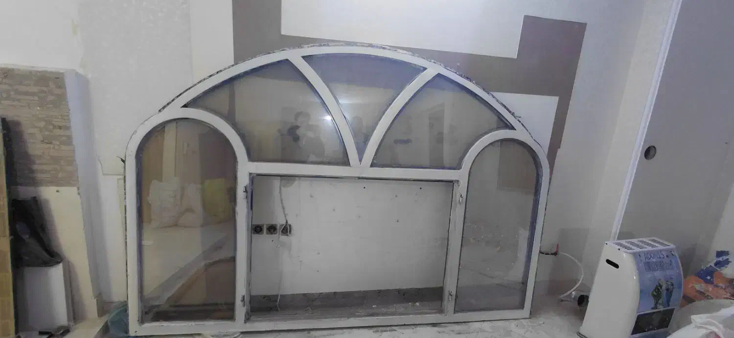 پنجره اهنی خیلی سنگین|مصالح و تجهیزات ساختمان|مشهد, رستگار|دیوار